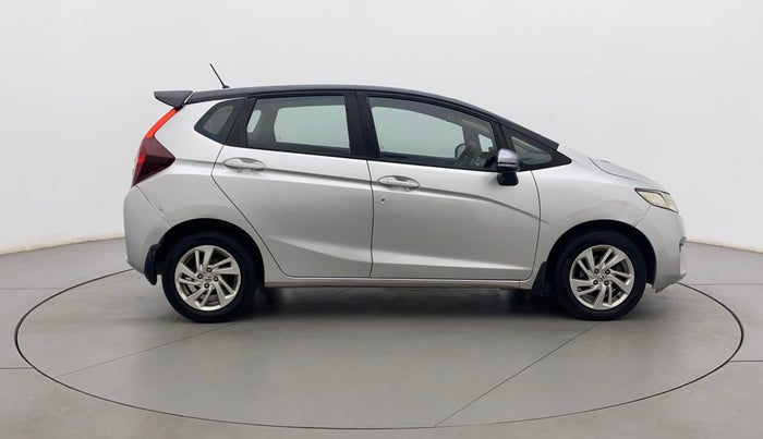 2016 Honda Jazz 1.2L I-VTEC V AT, Petrol, Automatic, 1,13,110 km, Right Side View