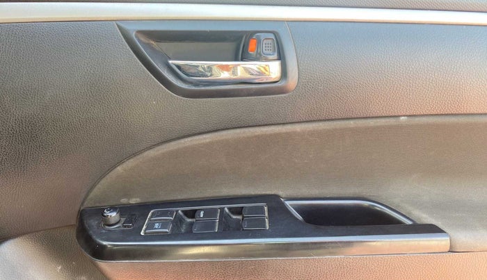2016 Maruti Swift VXI, Petrol, Manual, 77,828 km, Driver Side Door Panels Control