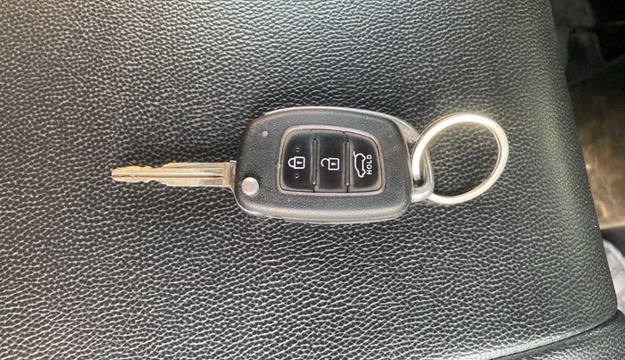 2017 Hyundai Elite i20 ASTA 1.2, Petrol, Manual, 94,255 km, Key Close Up