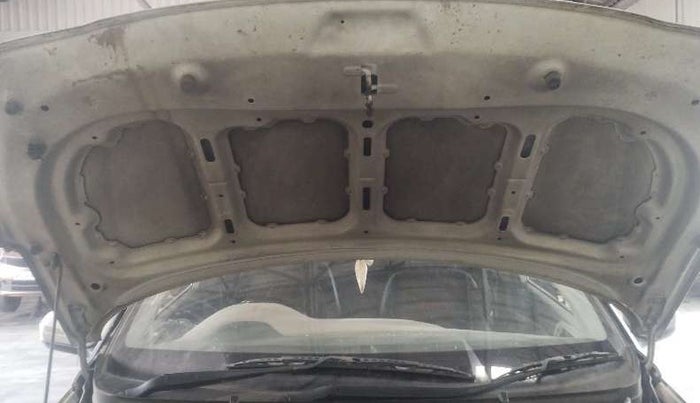 2017 Hyundai Elite i20 ASTA 1.2, Petrol, Manual, 94,255 km, Bonnet (hood) - Insulation cover has minor damage