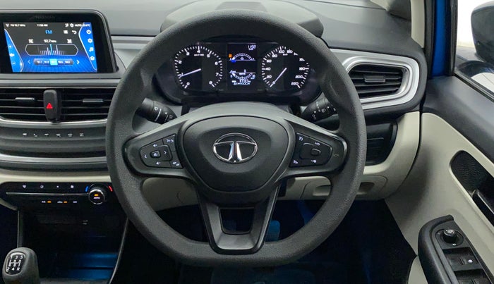 2022 Tata ALTROZ XT DIESEL, Diesel, Manual, 37,737 km, Steering Wheel Close Up