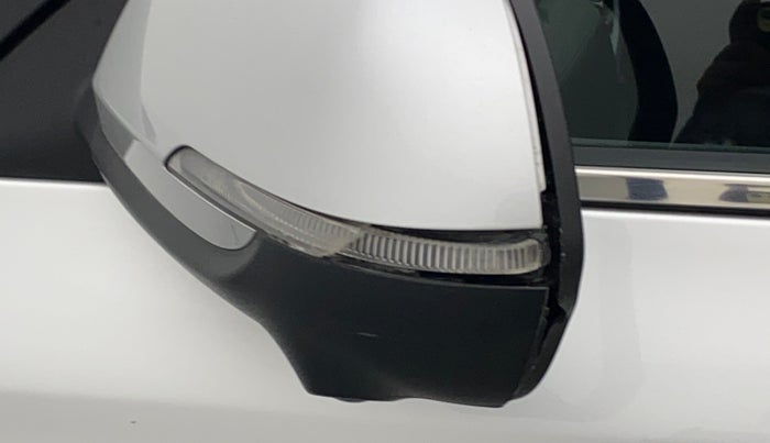 2022 KIA SELTOS GTX PLUS AT 1.5 DIESEL, Diesel, Automatic, 42,297 km, Left rear-view mirror - Indicator light has minor damage