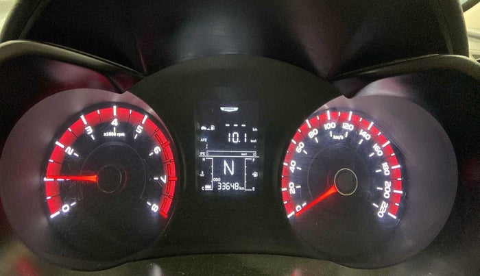 2020 Mahindra XUV300 W4 1.2 PETROL, Petrol, Manual, 33,648 km, Odometer Image