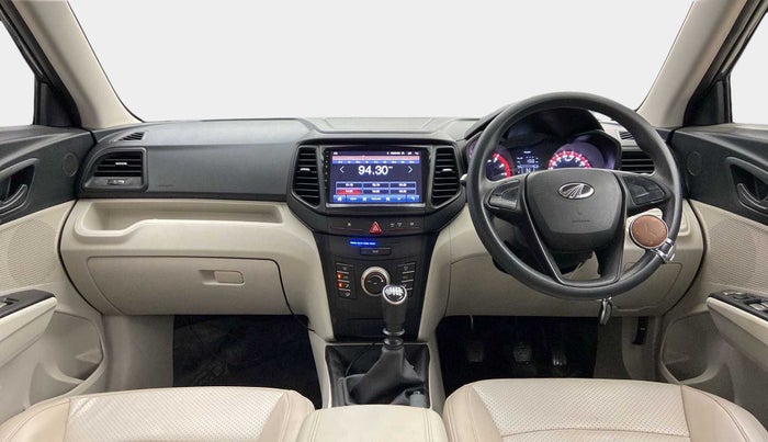 2020 Mahindra XUV300 W4 1.2 PETROL, Petrol, Manual, 33,648 km, Dashboard