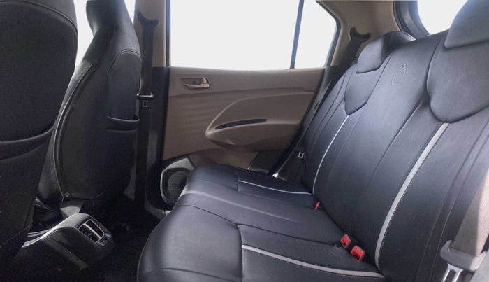 2019 Hyundai NEW SANTRO SPORTZ MT, Petrol, Manual, 68,216 km, Right Side Rear Door Cabin