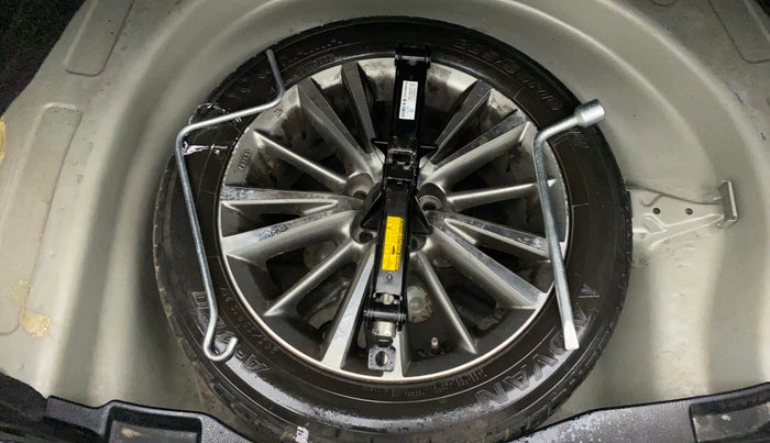 2015 Toyota Corolla Altis VL CVT PETROL, Petrol, Automatic, 61,144 km, Spare Tyre