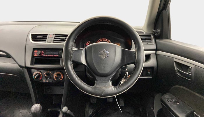 2017 Maruti Swift LXI (O), Petrol, Manual, 44,685 km, Steering Wheel Close Up