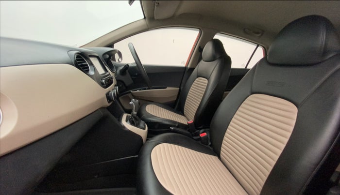 2018 Hyundai Grand i10 SPORTZ AT 1.2 KAPPA VTVT, Petrol, Automatic, 70,642 km, Right Side Front Door Cabin