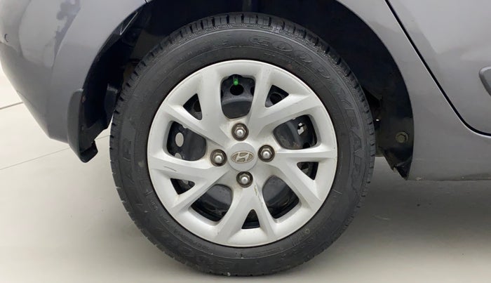 2019 Hyundai Grand i10 SPORTZ 1.2 KAPPA VTVT, Petrol, Manual, 23,424 km, Right Rear Wheel