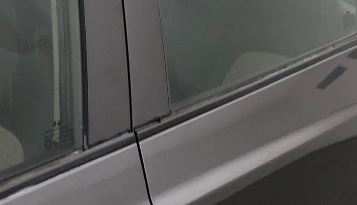 2019 Hyundai Grand i10 SPORTZ 1.2 KAPPA VTVT, Petrol, Manual, 23,424 km, Rear left door - Weather strip has minor damage