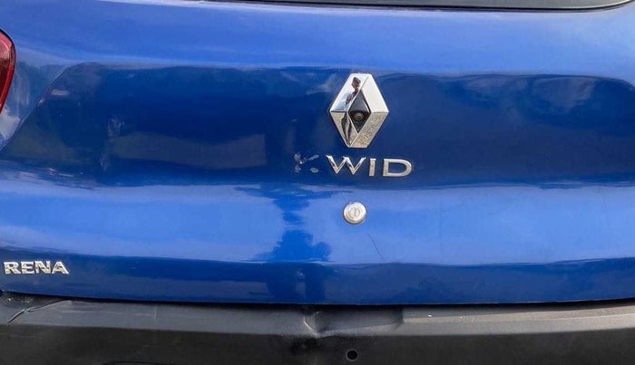 2021 Renault Kwid CLIMBER 1.0 (O), Petrol, Manual, 16,113 km, Dicky (Boot door) - Weather strip has minor damage