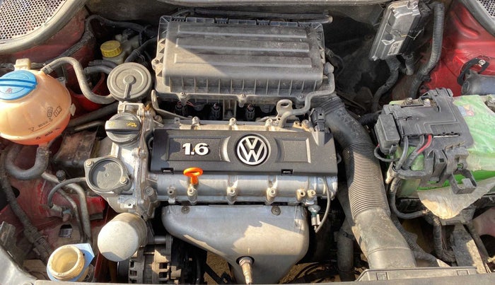 2010 Volkswagen Vento TRENDLINE 1.6, Petrol, Manual, 71,134 km, Open Bonet