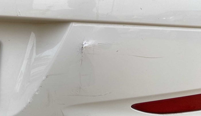 2014 Hyundai i10 MAGNA 1.1, Petrol, Manual, 82,459 km, Rear bumper - Paint is slightly damaged