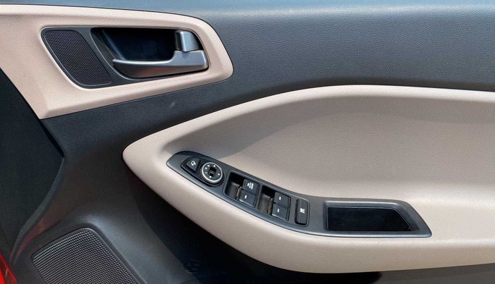 2017 Hyundai Elite i20 ASTA 1.2, Petrol, Manual, 42,073 km, Driver Side Door Panels Control