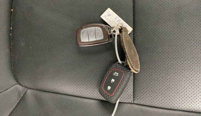 2019 Hyundai Creta SX (O) 1.6 PETROL, Petrol, Manual, 25,989 km, Key Close Up