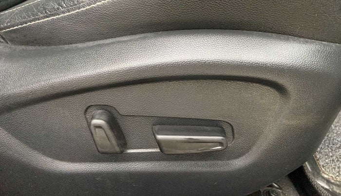 2019 Hyundai Creta SX (O) 1.6 PETROL, Petrol, Manual, 25,989 km, Driver Side Adjustment Panel