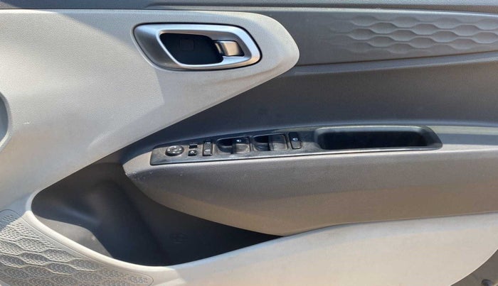 2020 Hyundai GRAND I10 NIOS ASTA AMT 1.2 KAPPA VTVT, Petrol, Automatic, 45,665 km, Driver Side Door Panels Control