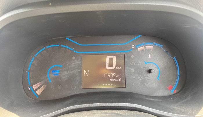 2019 Renault Kwid RXT 1.0 AMT (O), Petrol, Automatic, 17,650 km, Odometer Image