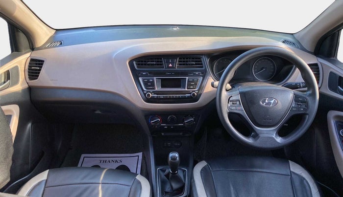 2016 Hyundai Elite i20 MAGNA 1.2, Petrol, Manual, 97,157 km, Dashboard