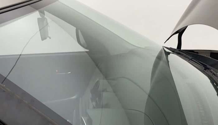 2018 Maruti Swift ZXI AMT, Petrol, Automatic, 44,231 km, Front windshield - Minor spot on windshield