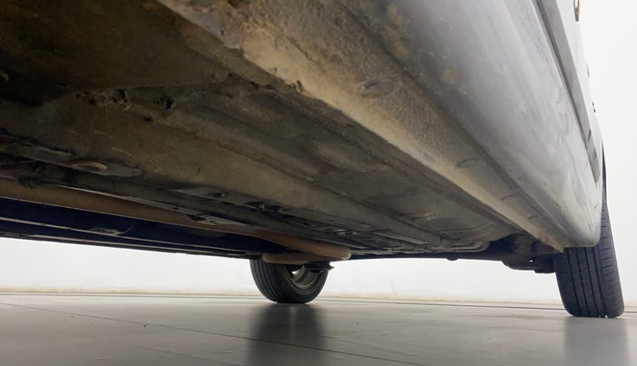 2017 Hyundai Elite i20 ASTA 1.2 (O), Petrol, Manual, 36,560 km, Right Side Underbody