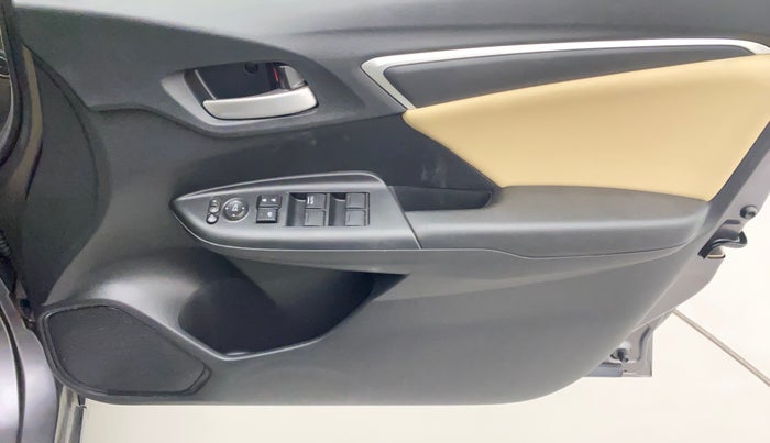 2019 Honda Jazz 1.2L I-VTEC VX CVT, Petrol, Automatic, 12,870 km, Driver Side Door Panels Control