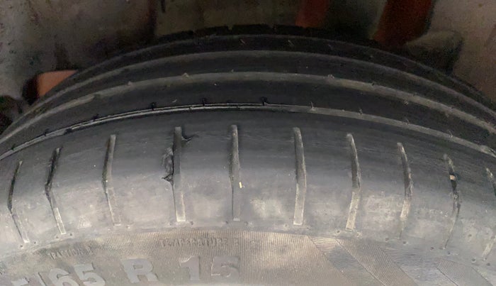 2018 Maruti Swift ZXI, Petrol, Manual, 42,291 km, Left Rear Tyre Tread