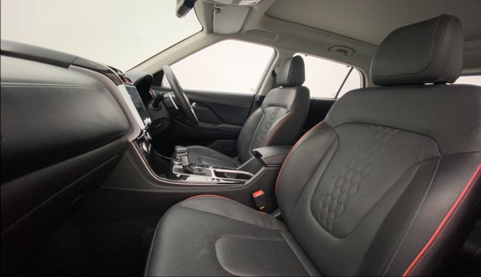2022 Hyundai Creta SX (O) 1.4 TURBO DCT, Petrol, Automatic, 8,833 km, Right Side Front Door Cabin