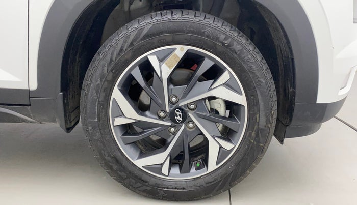 2022 Hyundai Creta SX (O) 1.4 TURBO DCT, Petrol, Automatic, 8,833 km, Right Front Wheel