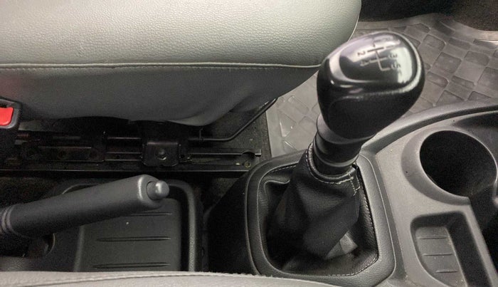 2019 Datsun Redi Go A, Petrol, Manual, 42,234 km, Gear Lever