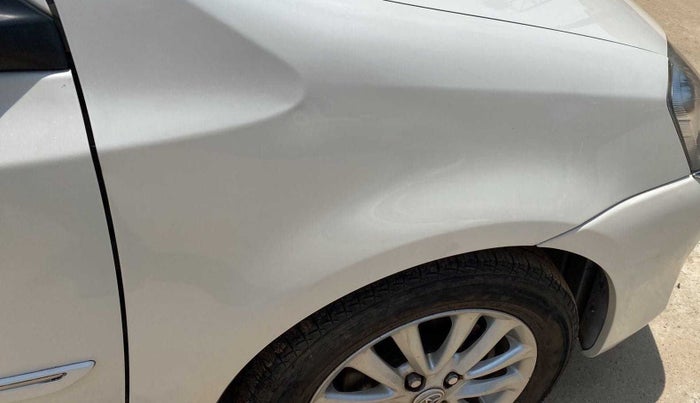 2014 Toyota Etios VX-D, Diesel, Manual, 84,233 km, Right fender - Minor scratches