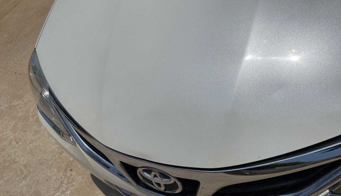 2014 Toyota Etios VX-D, Diesel, Manual, 84,233 km, Bonnet (hood) - Slightly dented