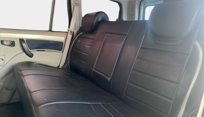 2018 Mahindra Scorpio S11 2WD, Diesel, Manual, 68,553 km, Right Side Rear Door Cabin