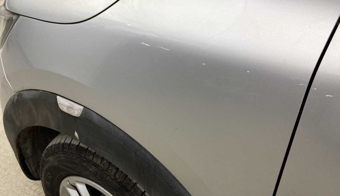 2019 Renault TRIBER RXT, Petrol, Manual, 47,711 km, Left fender - Slight discoloration