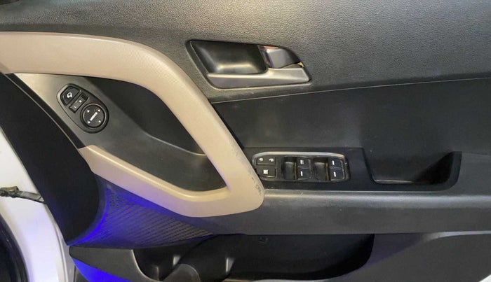 2017 Hyundai Creta SX PLUS 1.6 PETROL, Petrol, Manual, 90,605 km, Driver Side Door Panels Control
