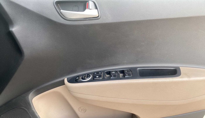 2016 Hyundai Grand i10 ASTA 1.2 KAPPA VTVT, Petrol, Manual, 54,720 km, Driver Side Door Panels Control