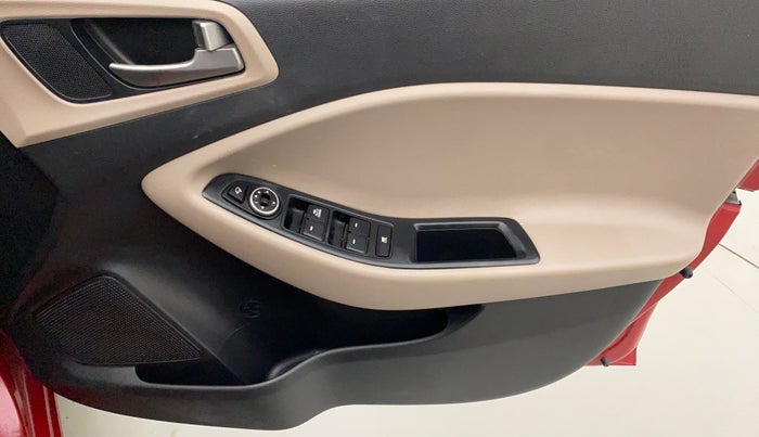2015 Hyundai Elite i20 SPORTZ 1.2, Petrol, Manual, 52,943 km, Driver Side Door Panels Control