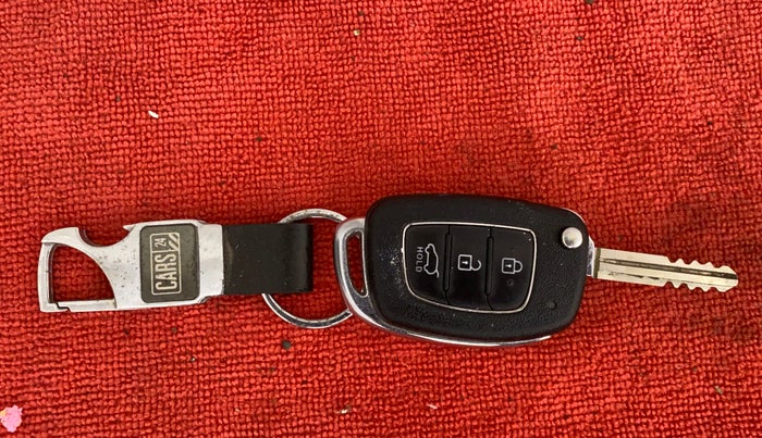 2015 Hyundai Elite i20 SPORTZ 1.2, Petrol, Manual, 52,943 km, Key Close Up