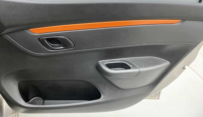 2017 Renault Kwid CLIMBER 1.0 AMT, Petrol, Automatic, 23,413 km, Driver Side Door Panels Control