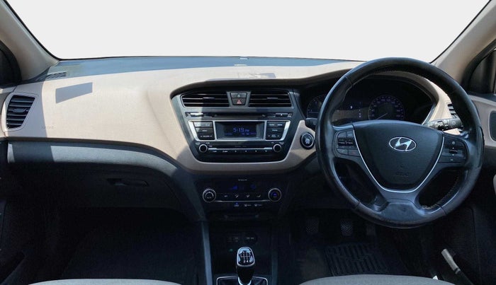 2015 Hyundai Elite i20 ASTA 1.4 CRDI, Diesel, Manual, 1,18,587 km, Dashboard