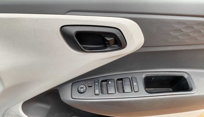 2020 Hyundai GRAND I10 NIOS MAGNA 1.2 KAPPA VTVT, Petrol, Manual, 32,265 km, Driver Side Door Panels Control
