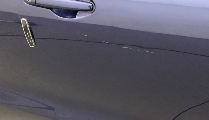 2022 Maruti Swift VXI, Petrol, Manual, 40,391 km, Driver-side door - Minor scratches