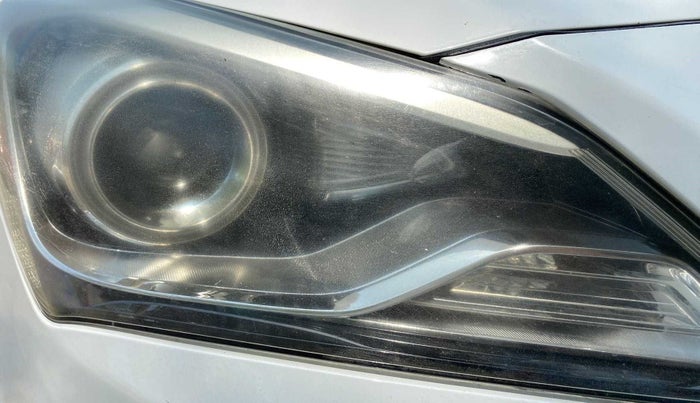 2015 Hyundai Verna FLUIDIC 1.6 CRDI S(O) 4S, Diesel, Manual, 95,116 km, Right headlight - Cornering lights not working