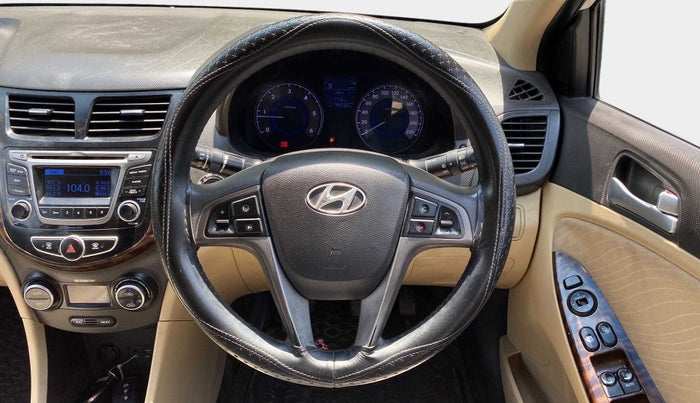 2015 Hyundai Verna FLUIDIC 1.6 CRDI S(O) 4S, Diesel, Manual, 95,116 km, Steering Wheel Close Up