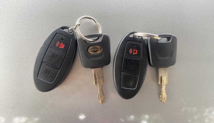 2016 Datsun Redi Go T (O), Petrol, Manual, 43,245 km, Key Close Up