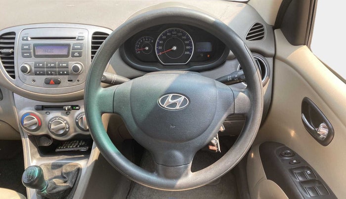 2012 Hyundai i10 MAGNA 1.2, Petrol, Manual, 35,681 km, Steering Wheel Close Up