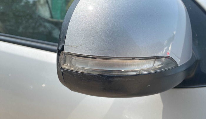 2012 Hyundai i10 MAGNA 1.2, Petrol, Manual, 35,681 km, Right rear-view mirror - Indicator light has minor damage