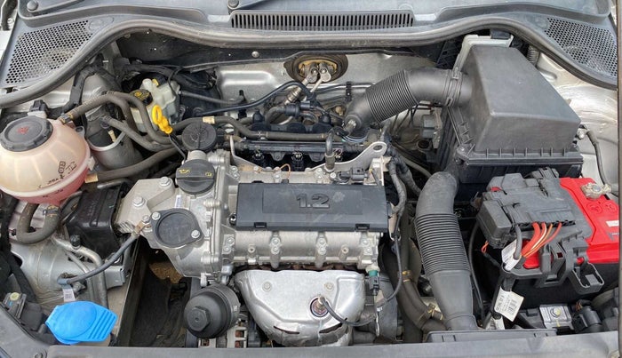2017 Volkswagen Ameo HIGHLINE1.2L PLUS 16 ALLOY, Petrol, Manual, 44,389 km, Open Bonet