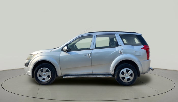 2015 Mahindra XUV500 W4, Diesel, Manual, 79,234 km, Left Side