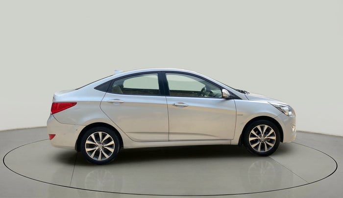 2017 Hyundai Verna 1.6 VTVT SX, Petrol, Manual, 33,353 km, Right Side View